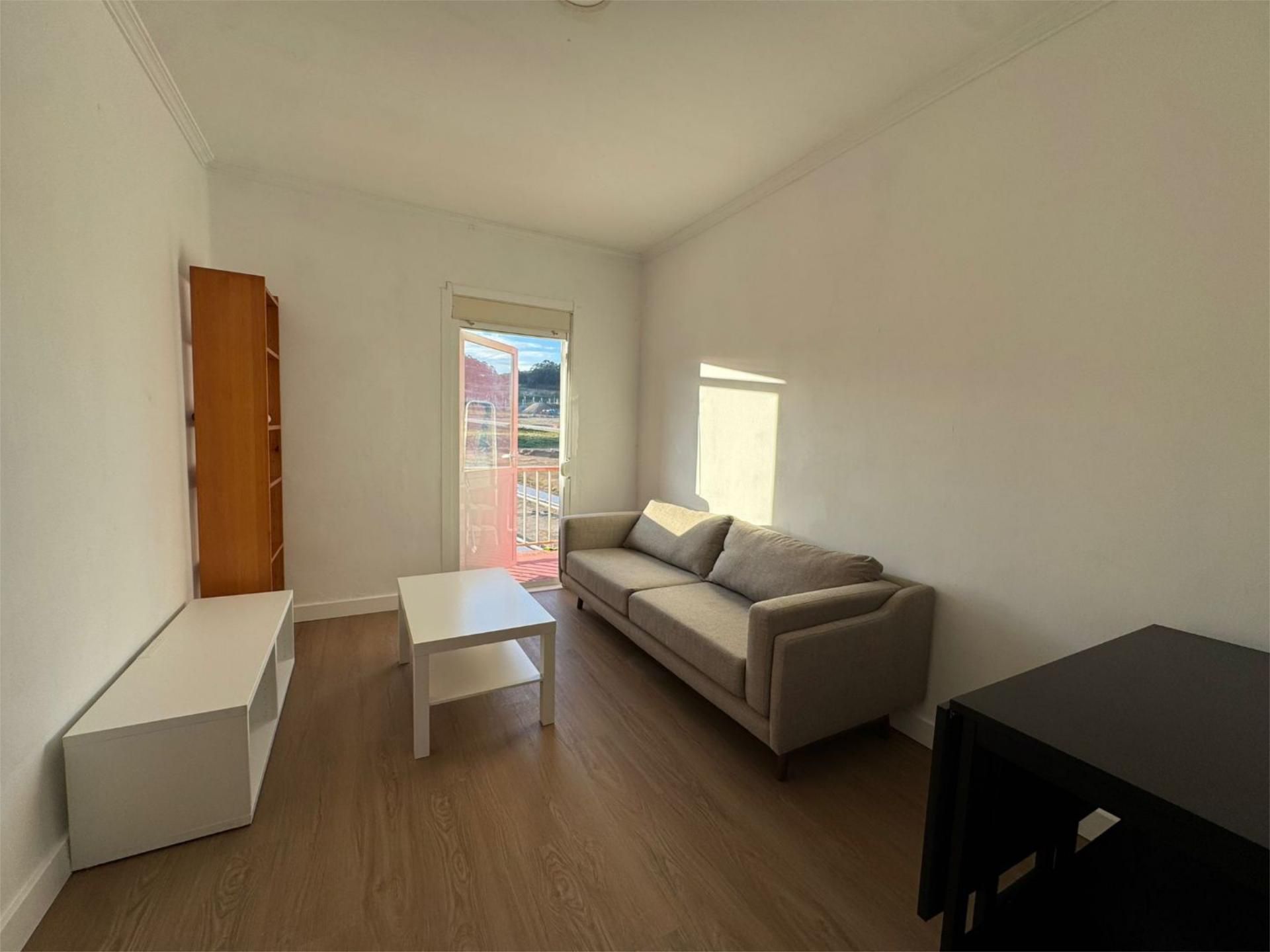 Sala de estar de Piso de alquiler en A Coruña Capital  con Terraza, Amueblado y Balcón