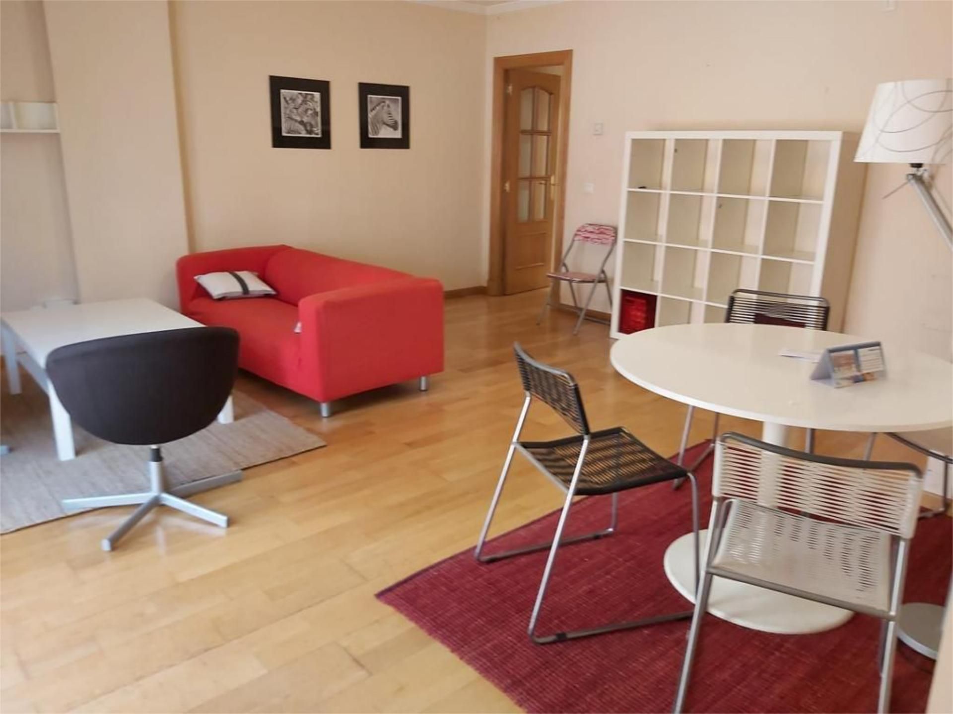 Flat to rent in Calle de Diego de Losada, 23, Candelaria - Peña de Francia Living room of Flat to rent in Zamora Capital with Heating, Parquet flooring and Terrace