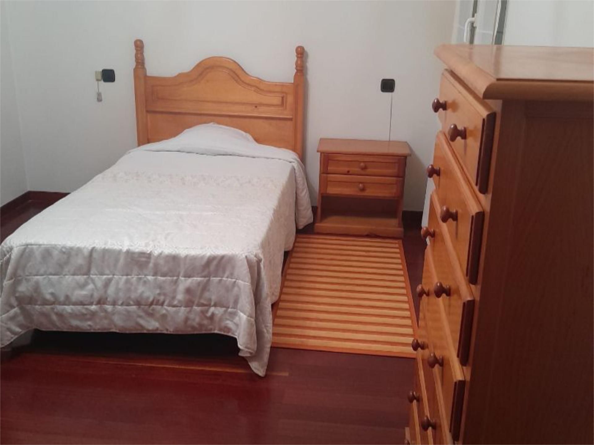 Flat for sale in Estrada Xeral, 54, A Pontenova Bedroom of Flat for sale in A Pontenova with Heating, Parquet flooring and Storage room