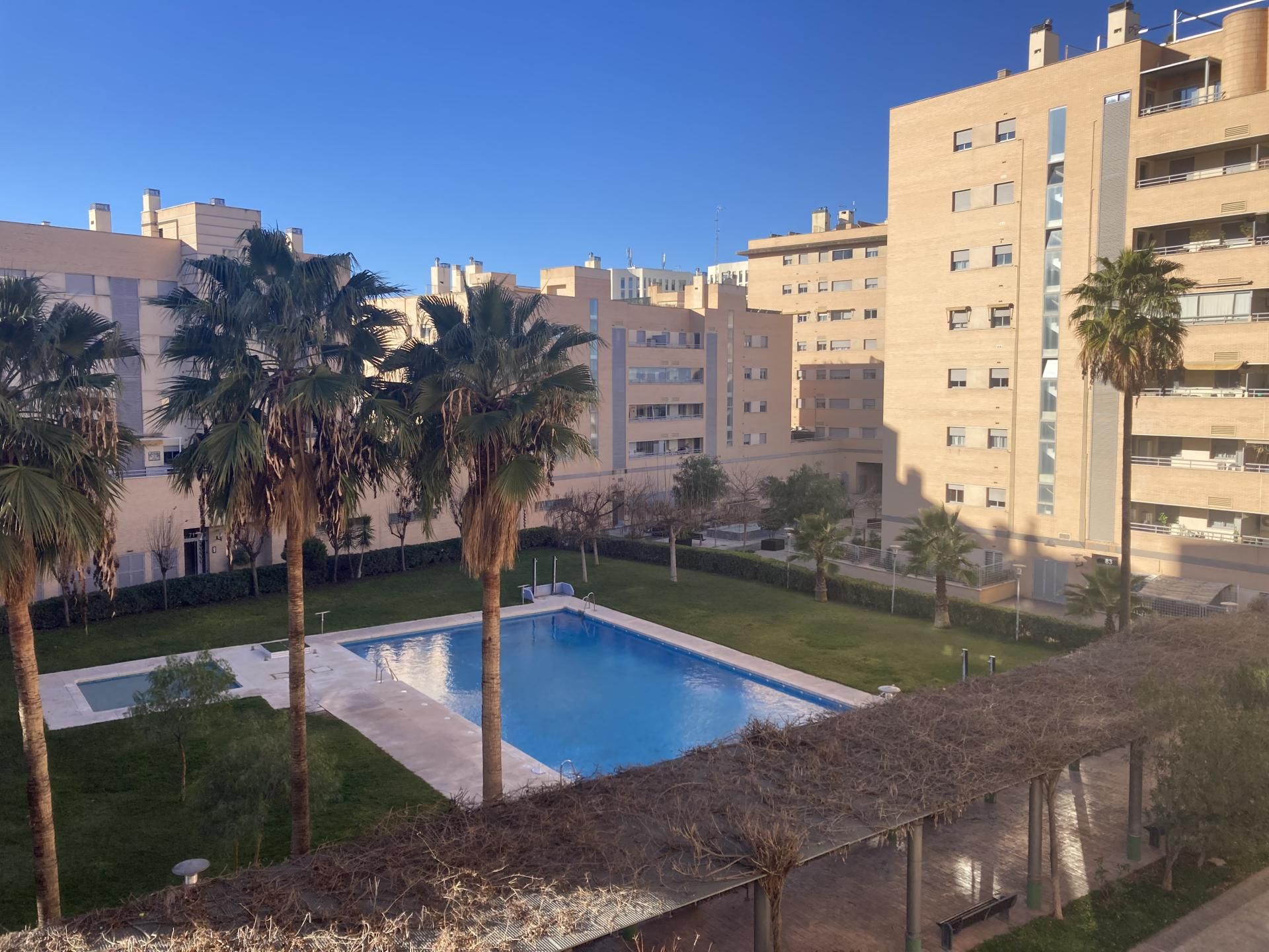 Flat to rent in Avenida de la Ilustración, 91, Campus de la Salud Flat to rent in Avenida de la Ilustración, 91, Campus de la Salud