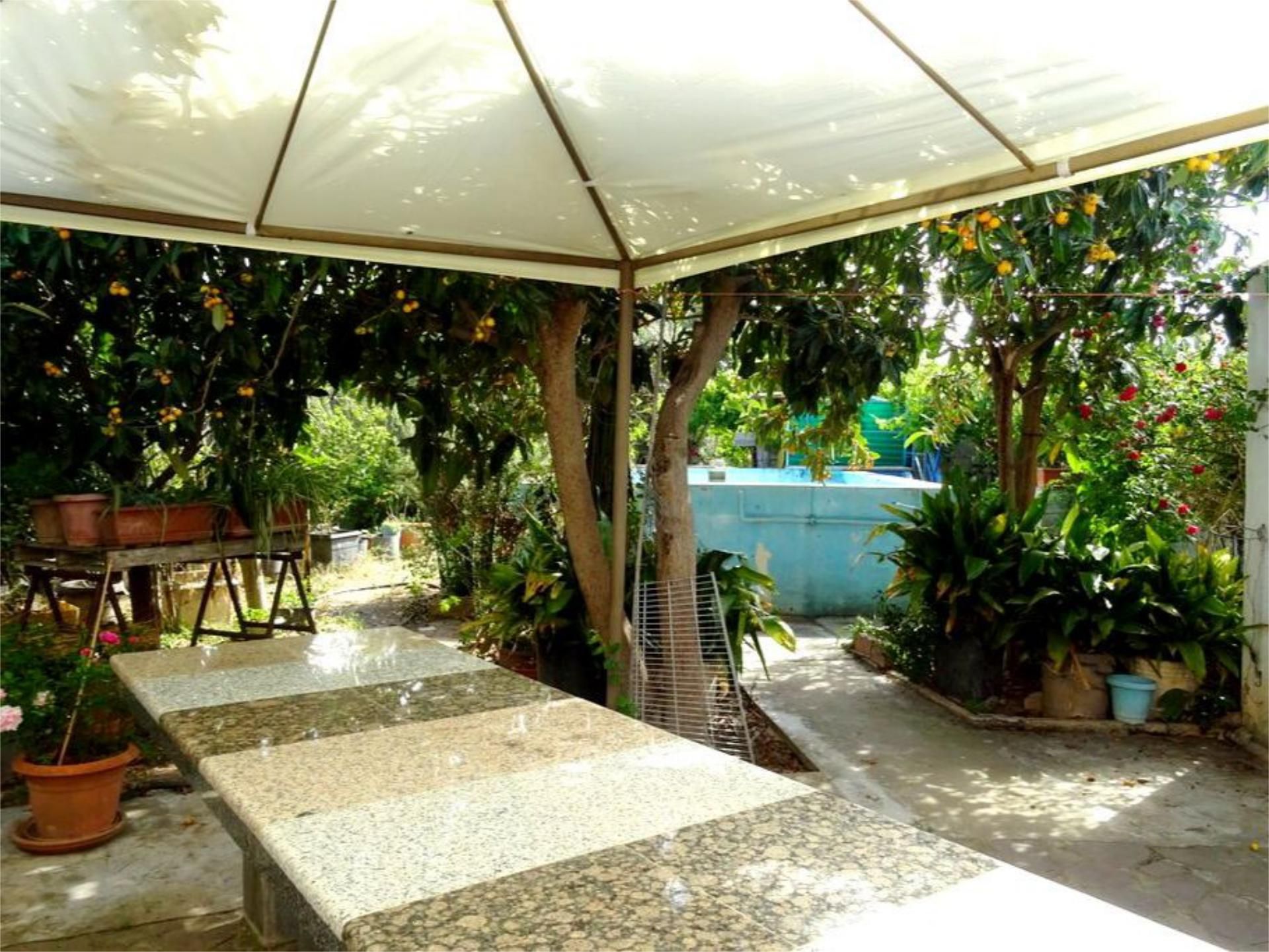 Casa adosada en venta en Camino del Medio, 18, Cartuja Baja Casa adosada en venta en Camino del Medio, 18, Cartuja Baja