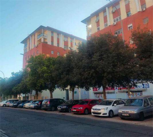 Garaje en Alquiler en Parque Alcosa