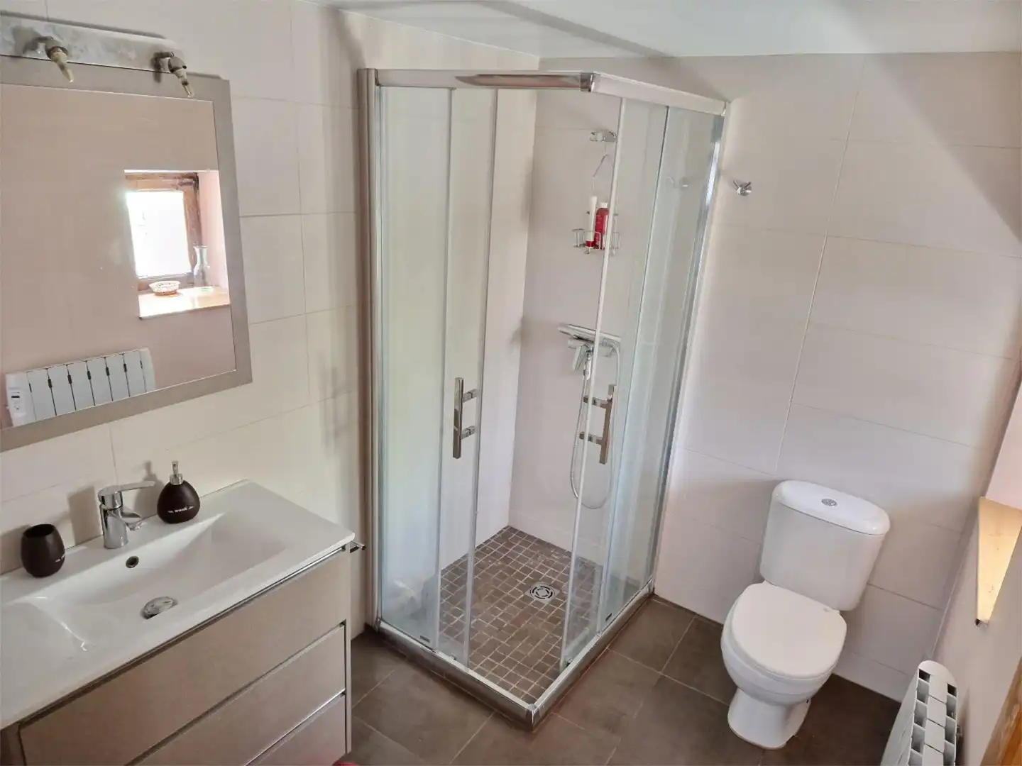 Wohnung zum Verkauf in Barrio Aja, 18, Soba Badezimmer von Wohnung zum Verkauf in Soba