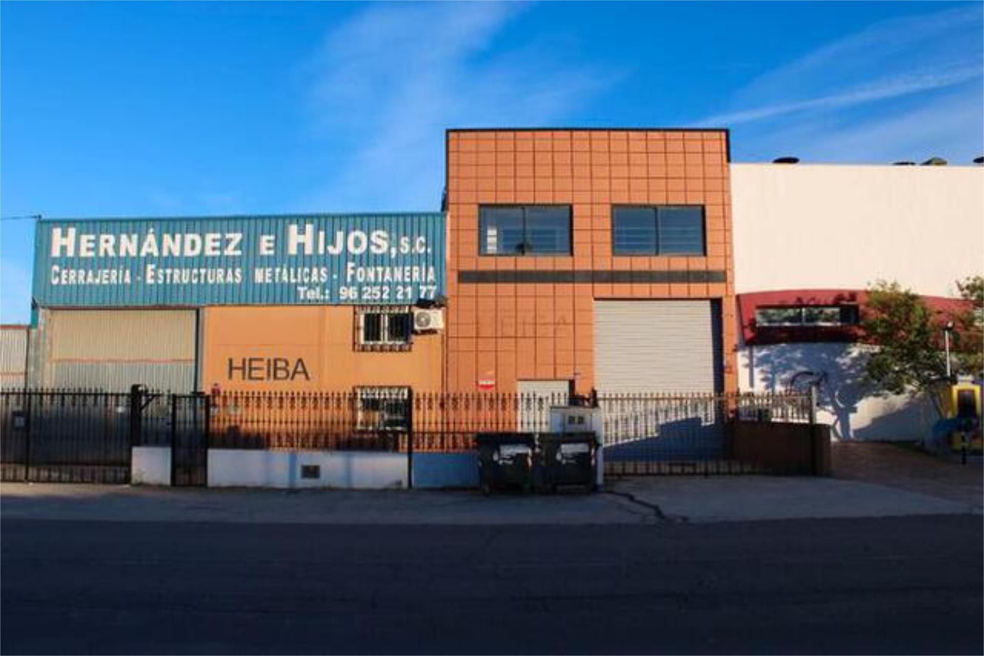 Industrial buildings to rent in Centro