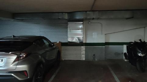 Foto 2 de Garatge de lloguer a Calle de las Azucenas, 22, Valdeacederas,  Madrid Capital