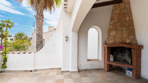 Foto 2 de Casa adosada de alquiler en Partida Bassetes, 8a, La Caleta - La Calalga -  Les Bassetes, Calpe / Calp