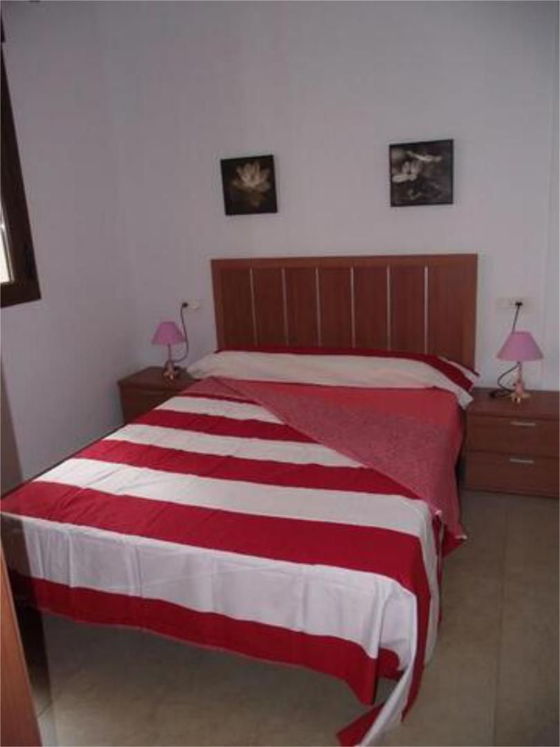 Dormitori de Apartament de lloguer en Plasencia amb Calefacció i Moblat