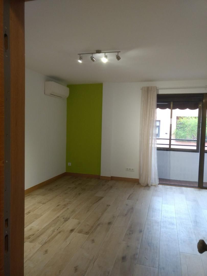Bedroom of Flat to rent in  Madrid Capital  with Air Conditioner, Terrace and Washing machine