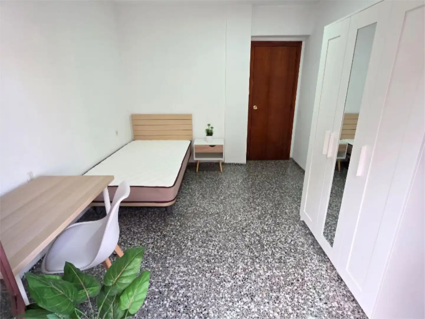 Bedroom of Flat for share in Villena  with Furnished and Balcony
