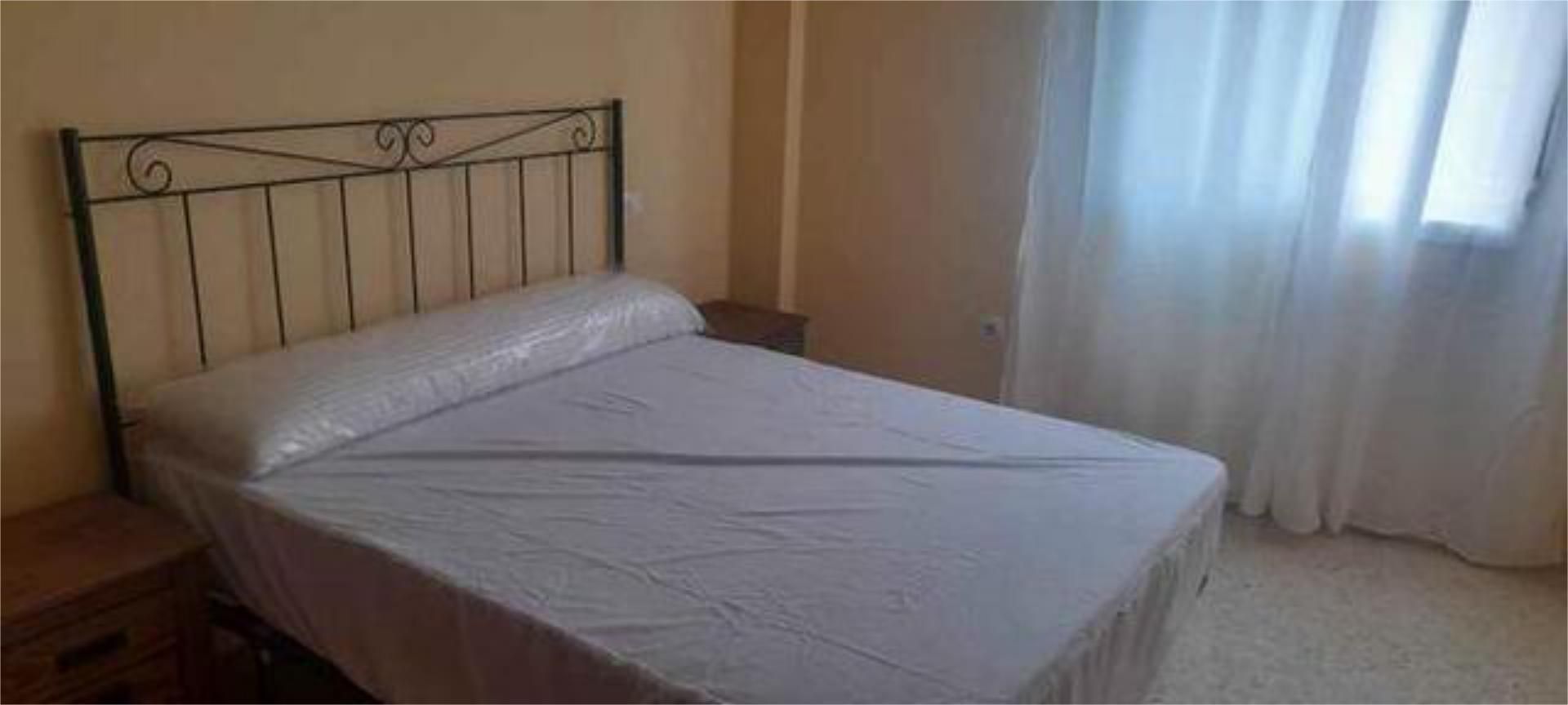 Flat to rent in San Roque - Ronda Norte Bedroom of Flat to rent in Badajoz Capital with Heating, Terrace and Furnished