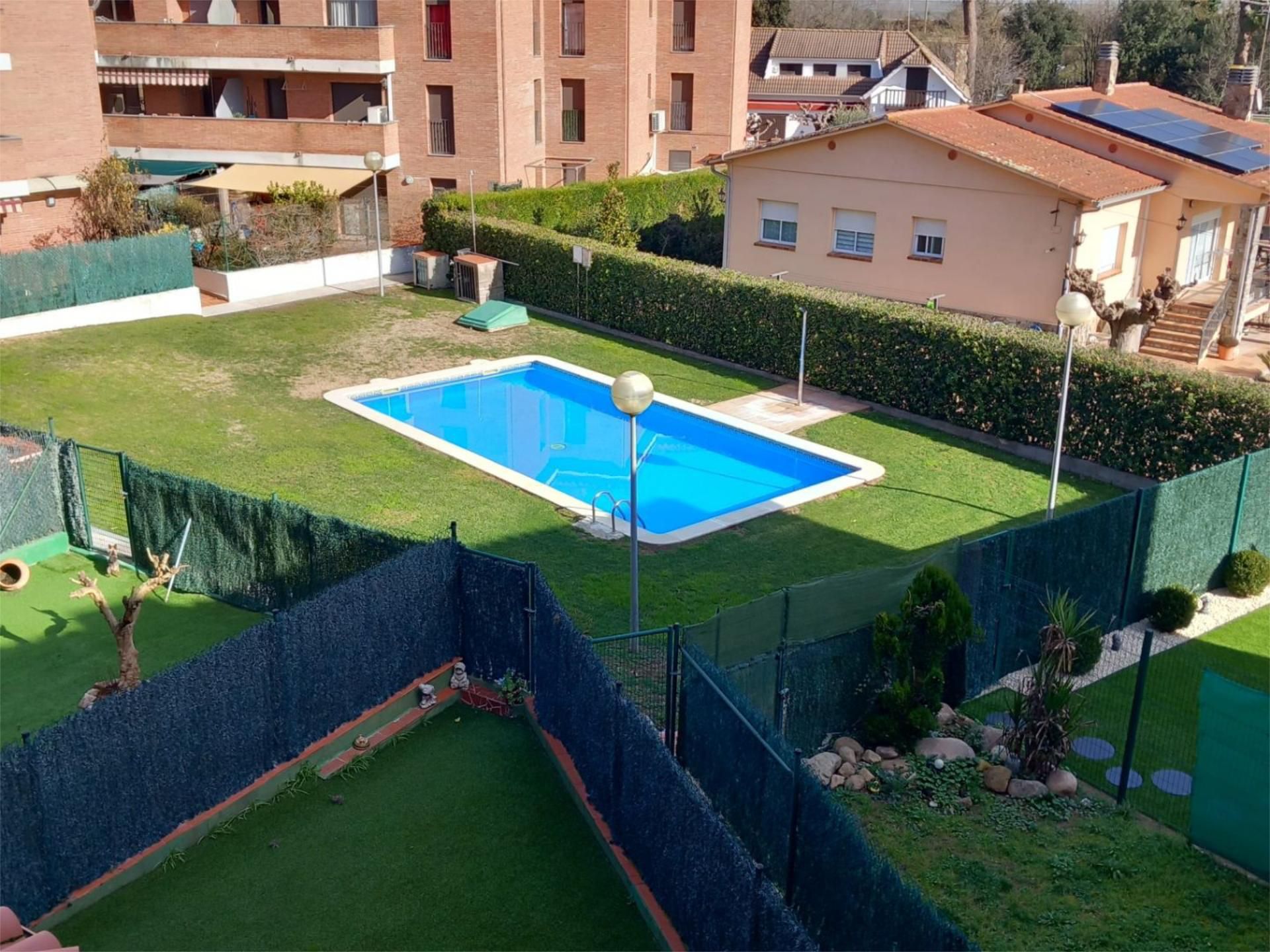 Swimming pool of Flat for sale in Riells i Viabrea  with Air Conditioner, Heating and Terrace