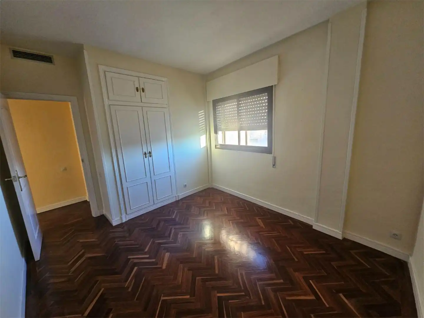Piso en venta en Plaza Constitución, 12, Argés Habitación de Piso en venta en Argés con Aire acondicionado y Piscina