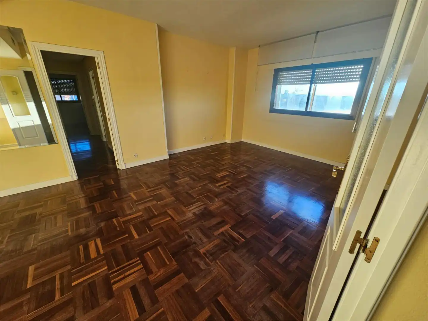Piso en venta en Plaza Constitución, 12, Argés Habitación de Piso en venta en Argés con Aire acondicionado y Piscina