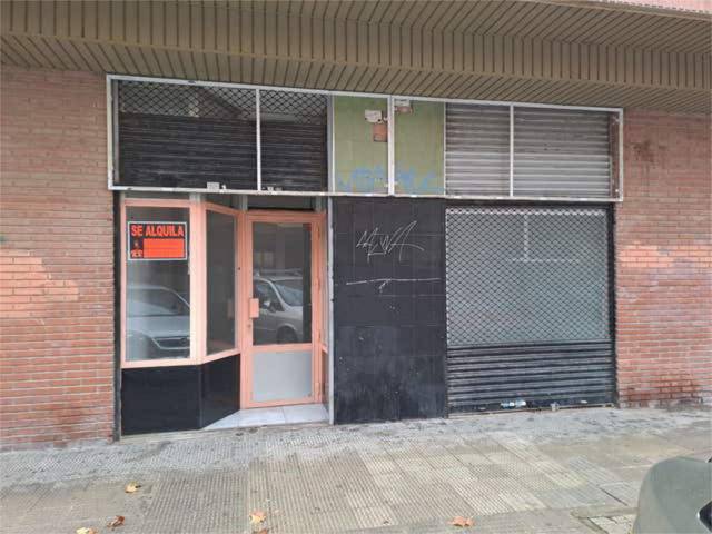 Local comercial en Alquiler en La Almozara