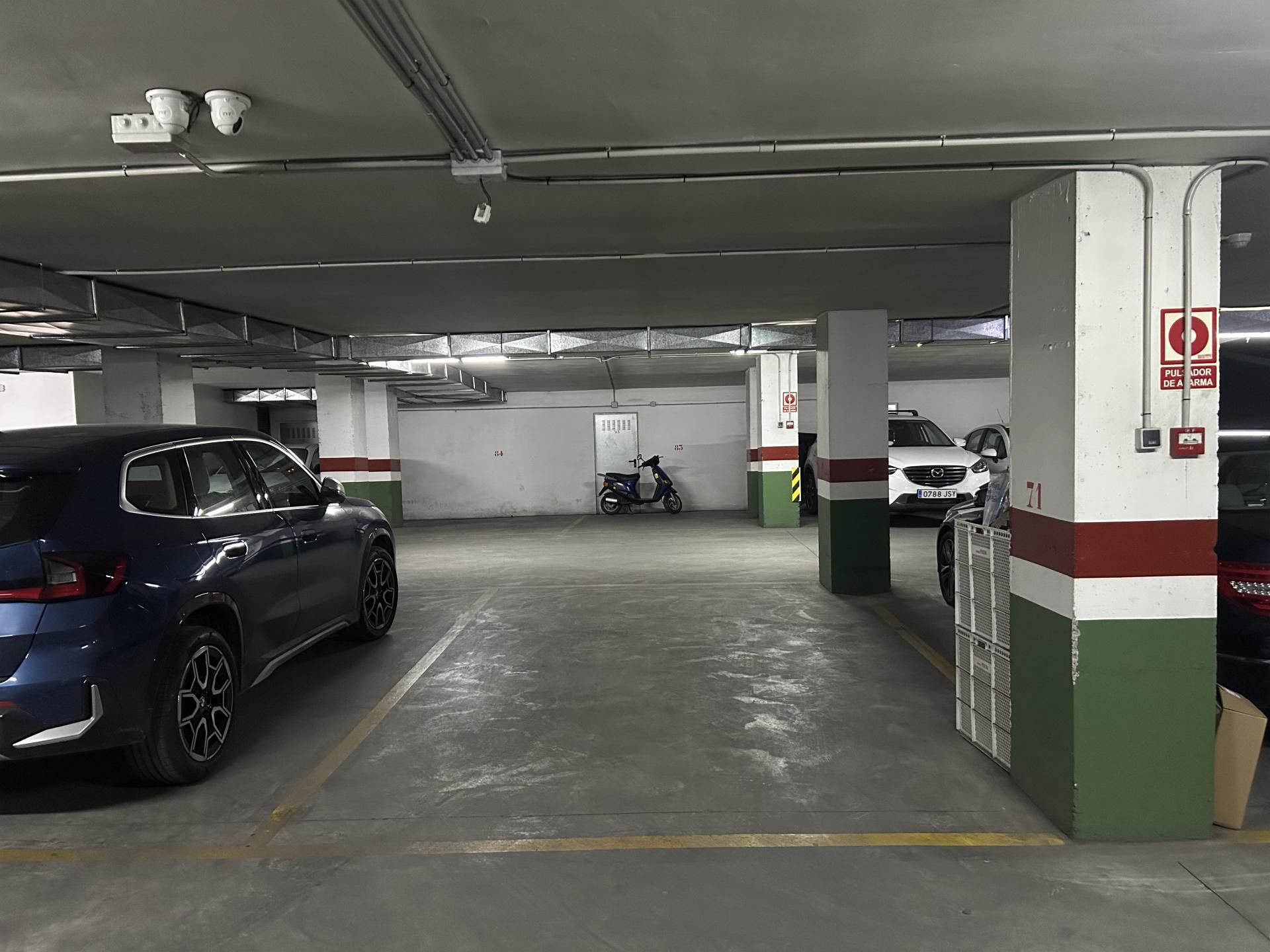 Aparcament de Garatge de lloguer en  Granada Capital