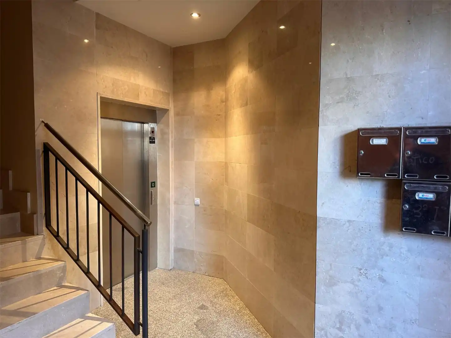 Piso en venta en Calle Fuentelarreina, 9, La Pantoja Piso en venta en Zamora Capital con Calefacción, Terraza y Balcón