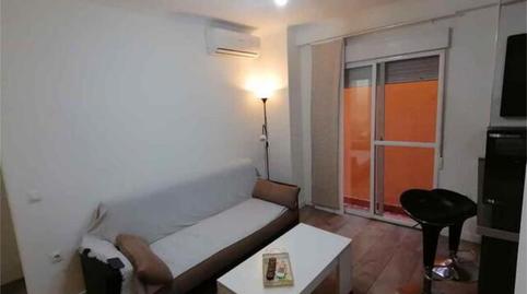 Foto 3 de Apartamento de alquiler en Carranque - Haza Cuevas, Málaga Capital