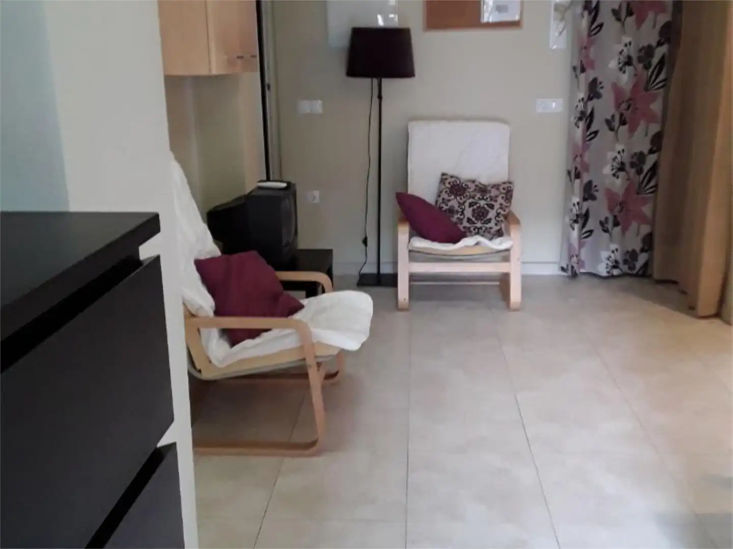 Habitación en Calle Juan Sebastián Elcano, 25, Los Remedios Habitación en Calle Juan Sebastián Elcano, 25, Los Remedios