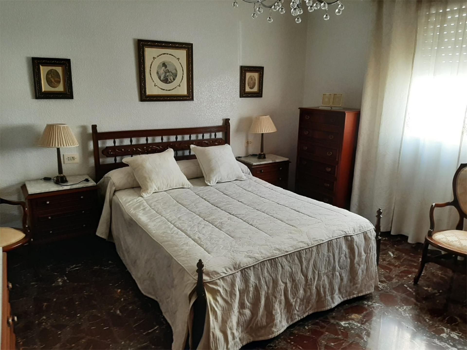 Habitación de Piso de alquiler en El Ejido con Aire acondicionado, Terraza y Amueblado