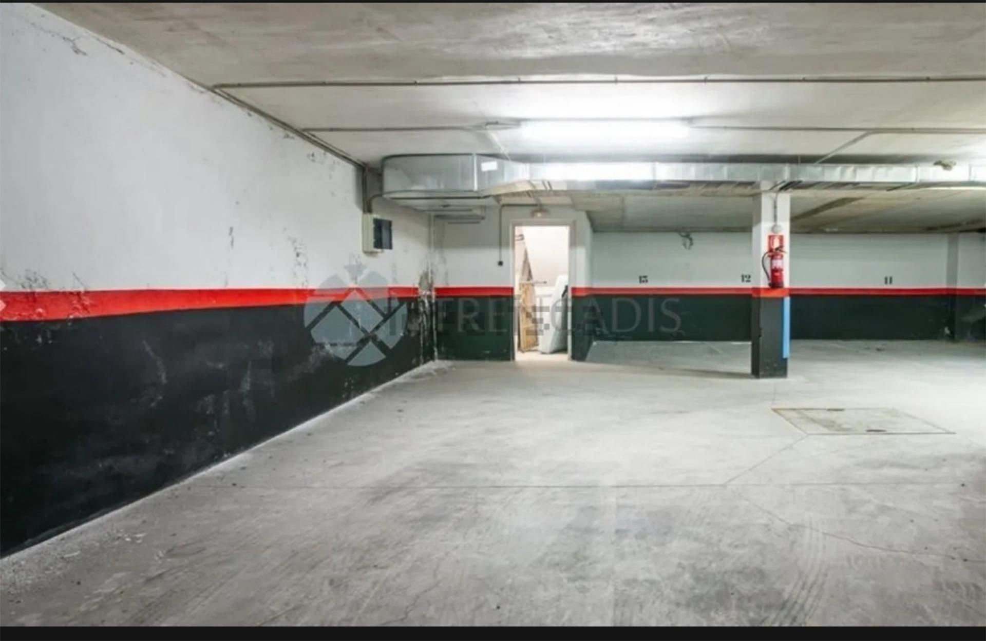 Parking of Garage to rent in Coslada