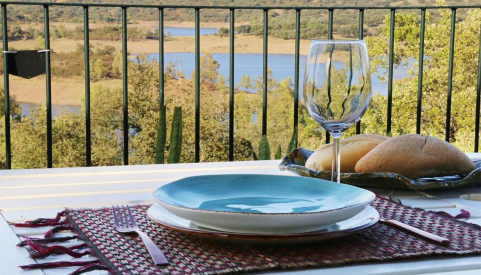 Casa o xalet en venda a Avenida de la Cornisa, 42, Los Lagos, Guillena - imatge 1 Foto 1 de Casa o xalet en venda a Avenida de la Cornisa, 42, Los Lagos, Guillena