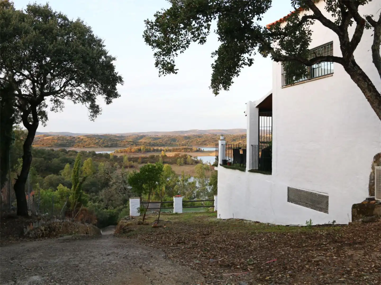 Flat for sale in Avenida de la Cornisa, 42, Los Lagos Exterior view of Flat for sale in Guillena with Air Conditioner, Heating and Private garden
