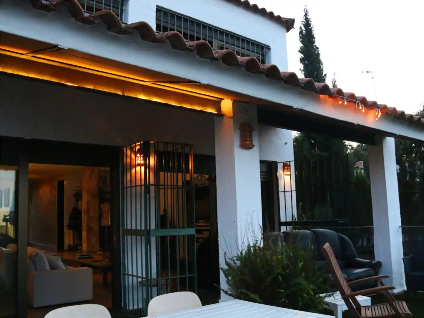 Flat for sale in Avenida de la Cornisa, 42, Los Lagos Flat for sale in Guillena with Air Conditioner, Heating and Private garden