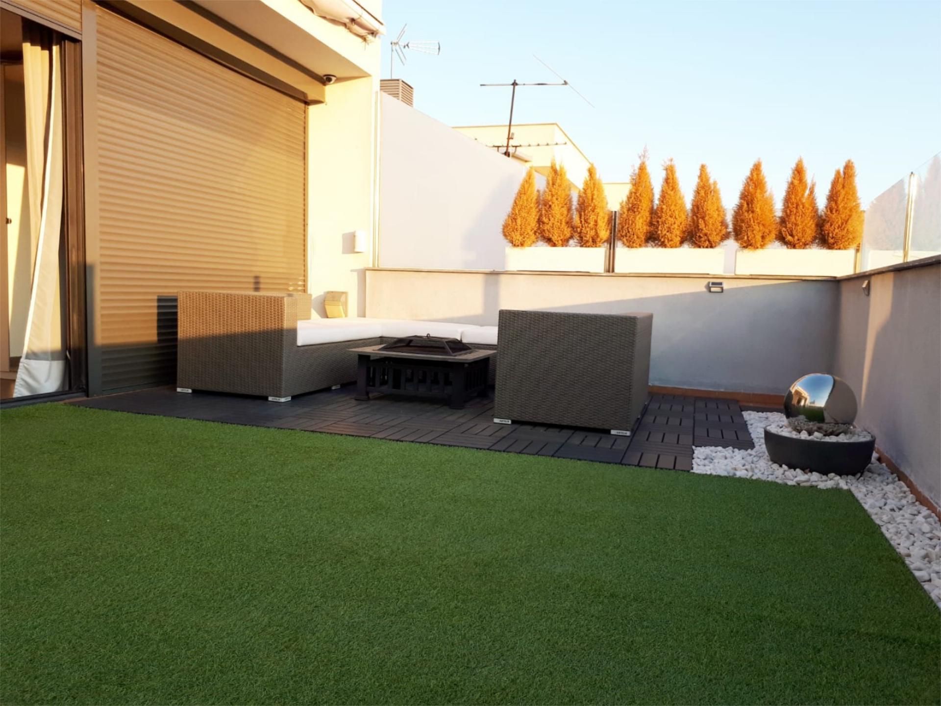 Dúplex de lloguer a Carrer d'Almeria, 15, Vista Alegre Terrassa de Dúplex de lloguer en Mataró amb Aire condicionat, Calefacció i Terrassa