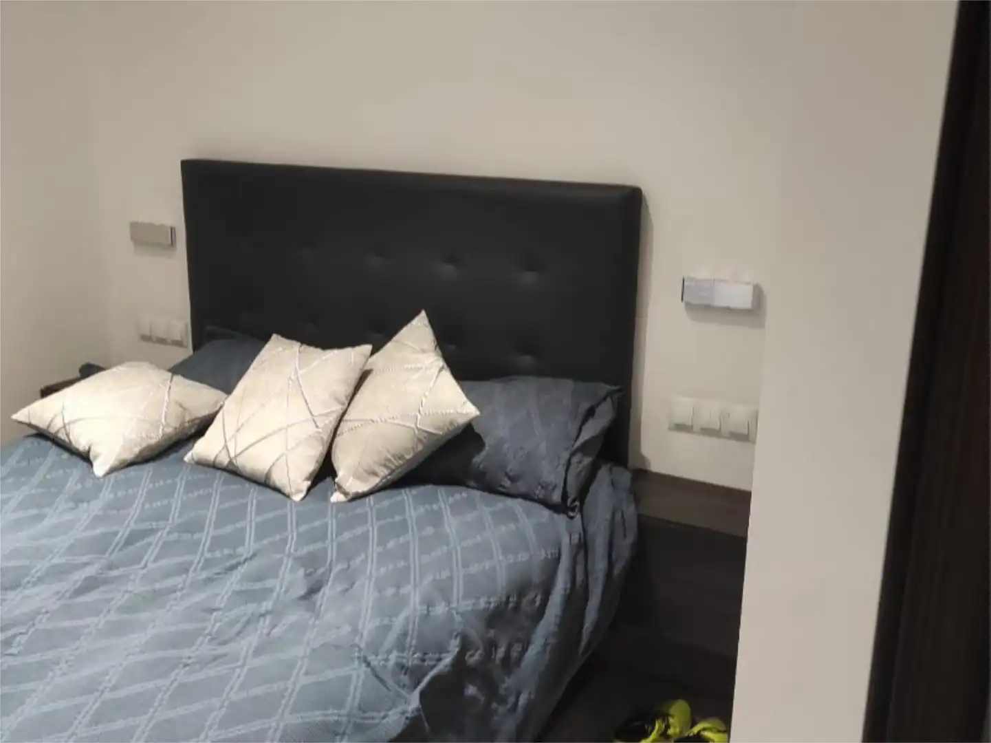 Wohnung zum Verkauf in Calle Sinaí, 3, Mangas Verdes - Las Flores - Parque del Sur Schlafzimmer von Wohnung zum Verkauf in Málaga Capital mit Klimaanlage