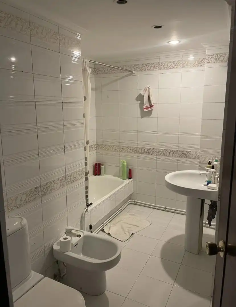 Habitación en Avenida das Camelias, 88, Camelias - Pi y Margall Baño de Piso para compartir en Vigo con Calefacción, Parquet y Terraza