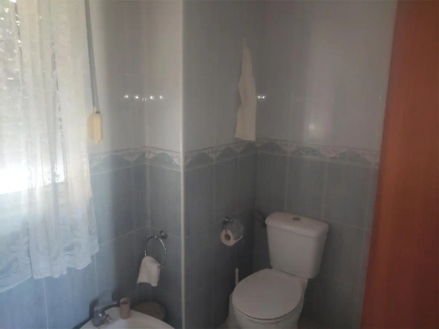 Bathroom of Flat for sale in Cazalla de la Sierra  with Terrace, Storage room and Furnished