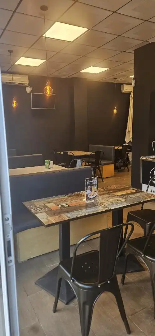 Local en traspaso en Massanassa con Aire acondicionado
