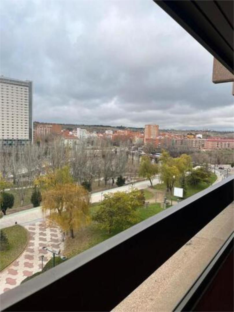 Piso de alquiler en San Pablo - San Nicolás Piso de alquiler en San Pablo - San Nicolás