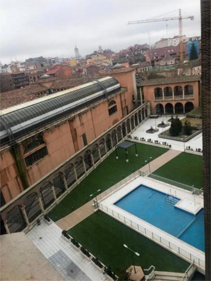 Terrassa de Pis de lloguer en Valladolid Capital amb Calefacció, Jardí privat i Terrassa
