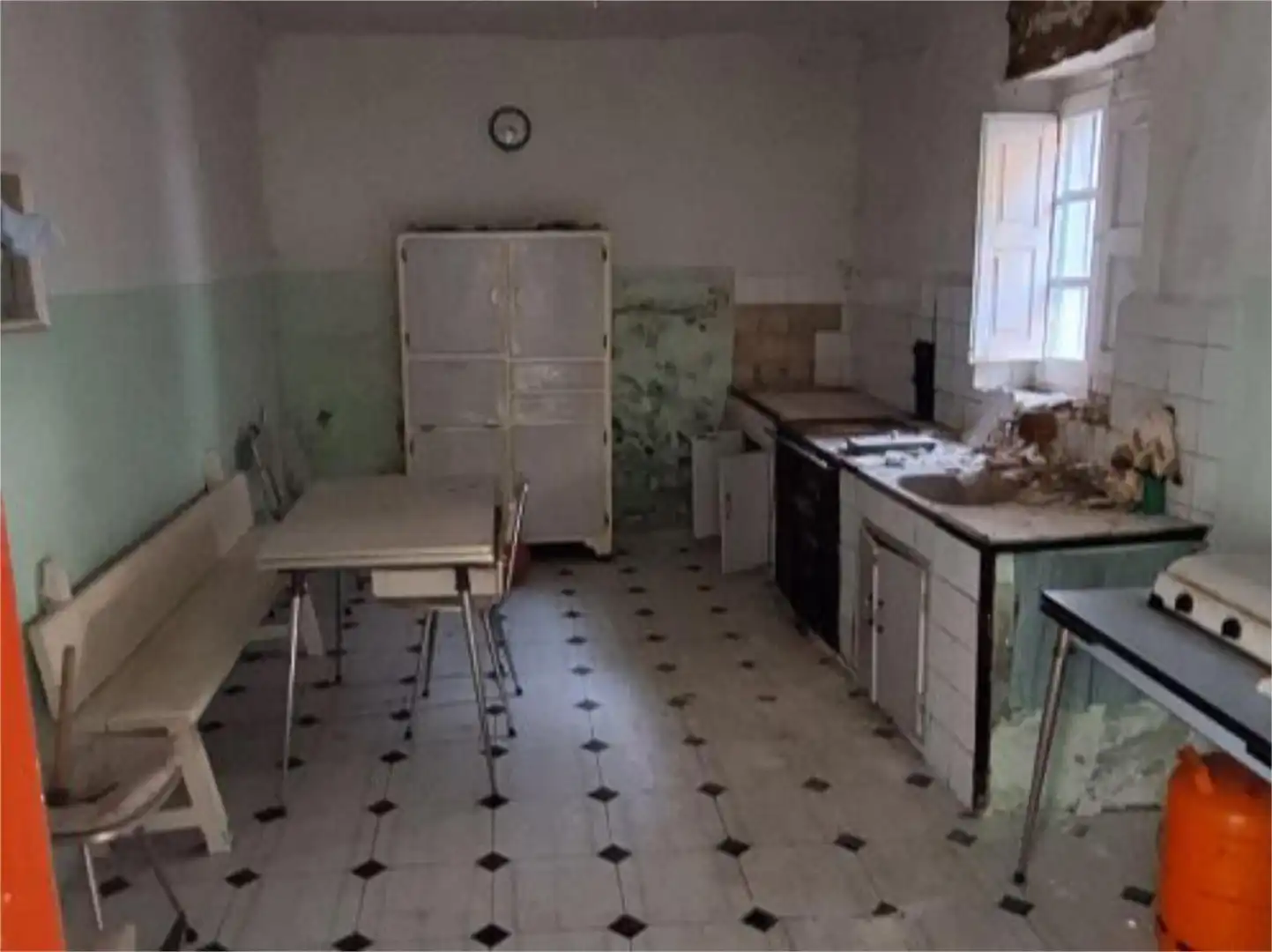 Einfamilien-Reihenhaus zum Verkauf in Calle Corpus Christi, 280, San Andrés del Rabanedo pueblo Küche von Einfamilien-Reihenhaus zum Verkauf in San Andrés del Rabanedo