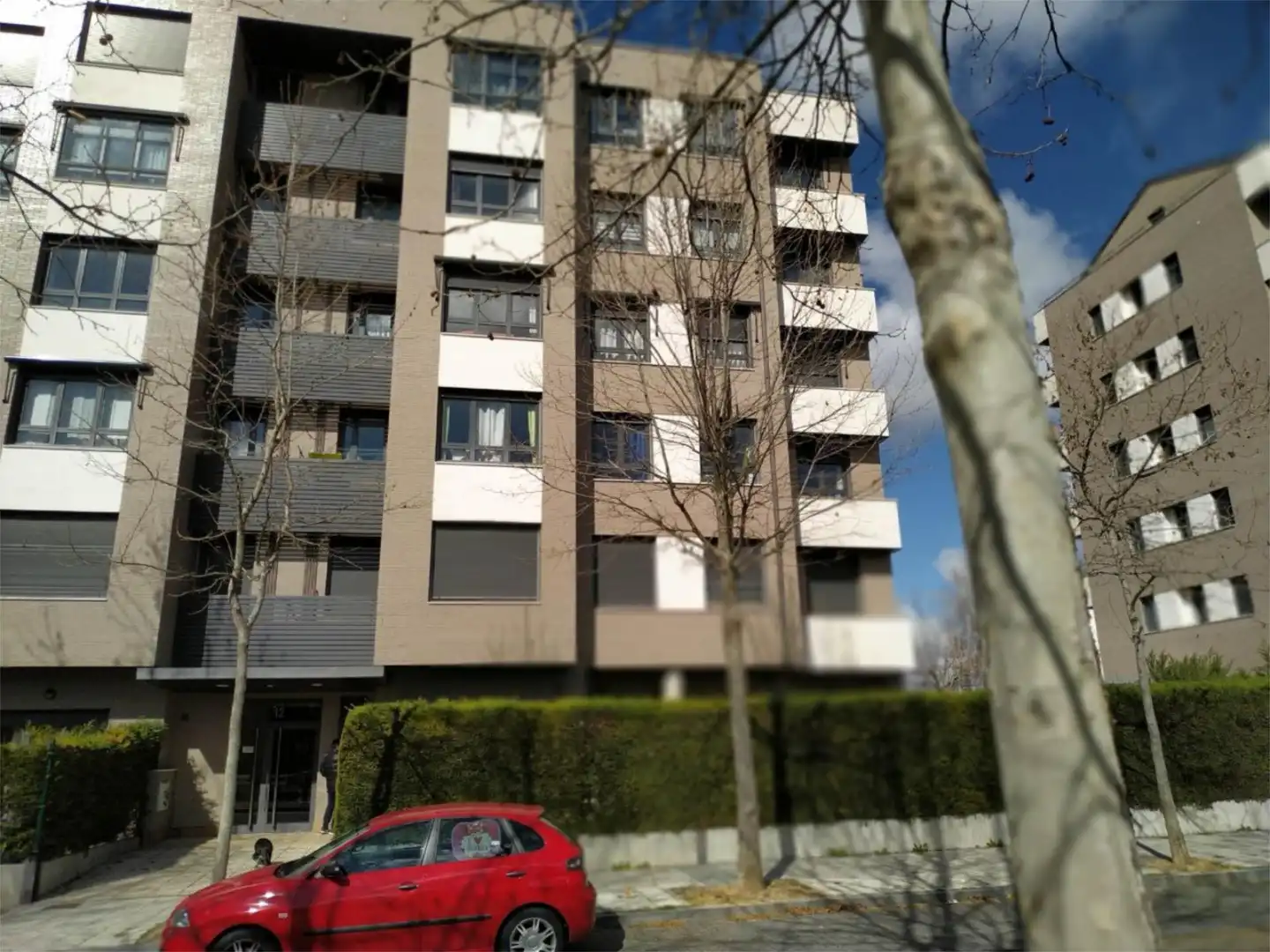 Piso en venta en Calle Arribes del Duero, 2, Hospital Nuevo Vista exterior de Piso en venta en Valladolid con Calefacción, Jardín privado y Parquet