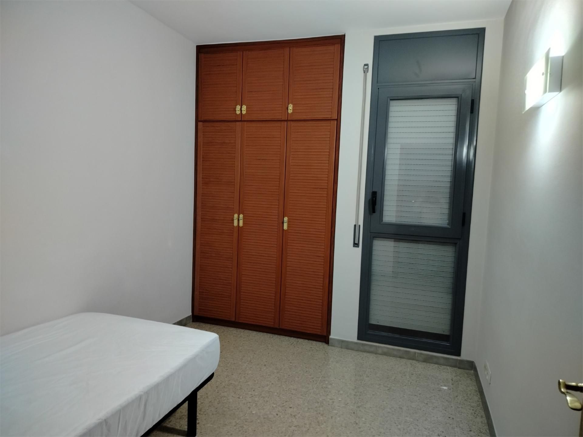 Flat to share in Carrer de la Fortuna, 38, Santa Eulàlia Bedroom of Flat to share in L'Hospitalet de Llobregat