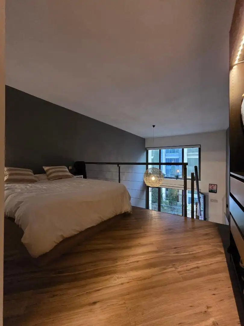 Bedroom of Office for rent in Madrid