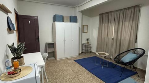 Photo 2 of Flat to share in Calle del Doctor Ramón y Cajal, 72, Benetússer, Valencia