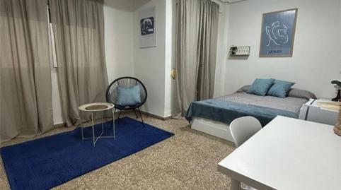 Photo 3 of Flat to share in Calle del Doctor Ramón y Cajal, 72, Benetússer, Valencia