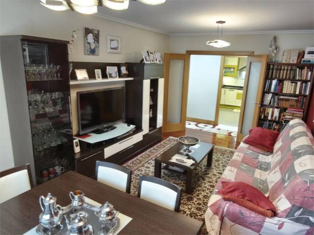 Piso en Venta en Sor Natividad Homedes Kalea, 16B en Las Viñas