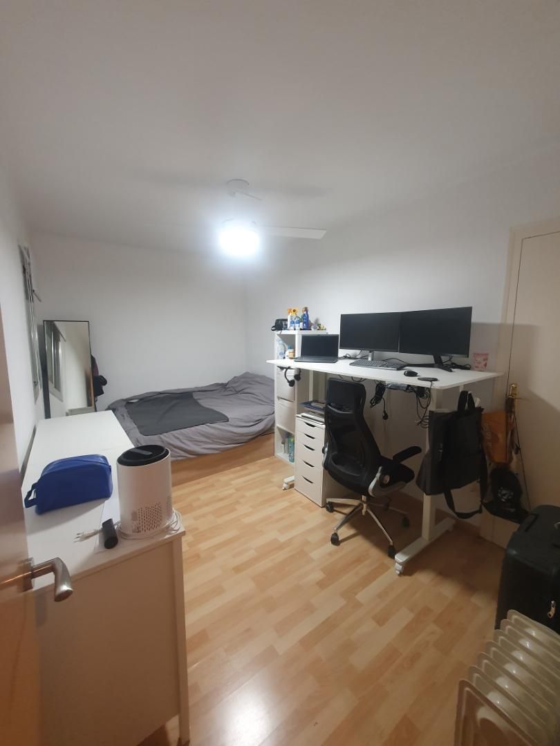 Flat to share in  Barcelona Capital  with Parquet flooring, Furnished and Oven