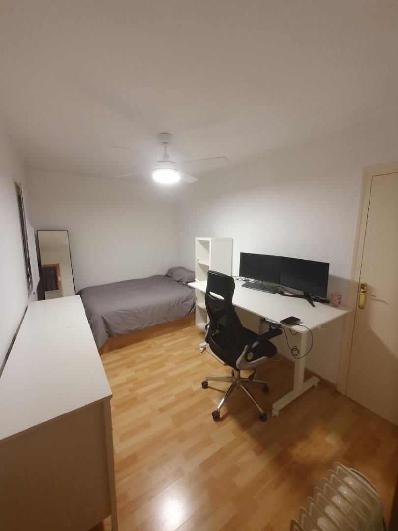 Flat to share in Carrer de las Navas de Tolosa, 249, El Clot Flat to share in Carrer de las Navas de Tolosa, 249, El Clot