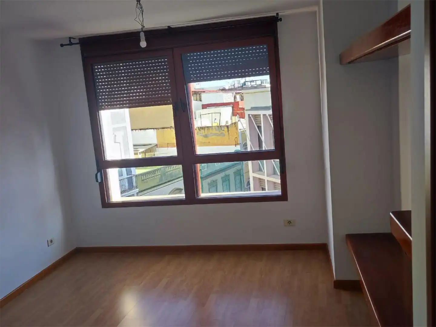 Piso en venta en Avenida Primero de Mayo, 51, Triana Habitación de Piso en venta en Las Palmas de Gran Canaria con Trastero, Parking comunitario y Videoportero
