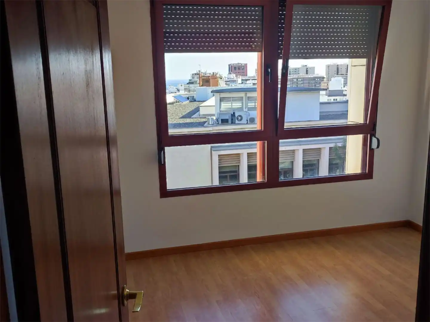 Piso en venta en Avenida Primero de Mayo, 51, Triana Habitación de Piso en venta en Las Palmas de Gran Canaria con Trastero, Parking comunitario y Videoportero
