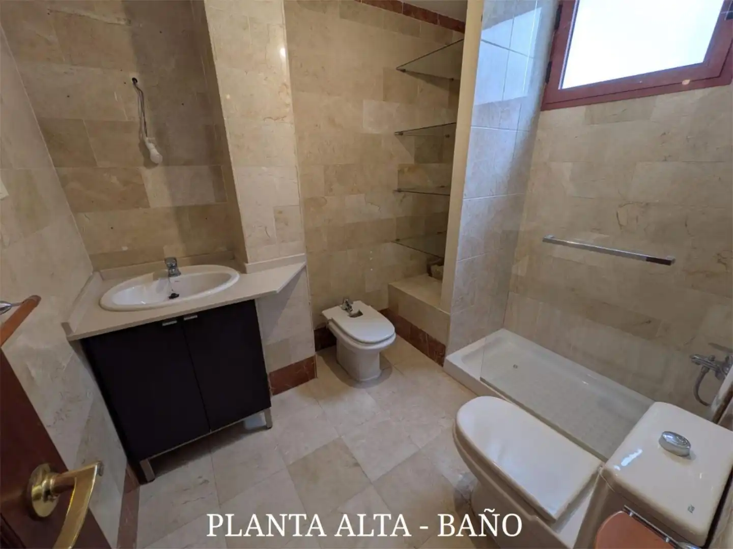 Piso en venta en Avenida Primero de Mayo, 51, Triana Baño de Piso en venta en Las Palmas de Gran Canaria con Trastero, Parking comunitario y Videoportero