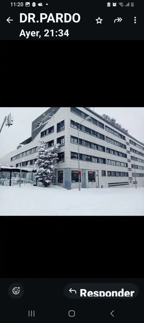 Pis en venda a Avenida de los Andes, 31, Conde Orgaz - Piovera Vista exterior de Pis en venda en Madrid amb Aire condicionat, Calefacció i Parquet