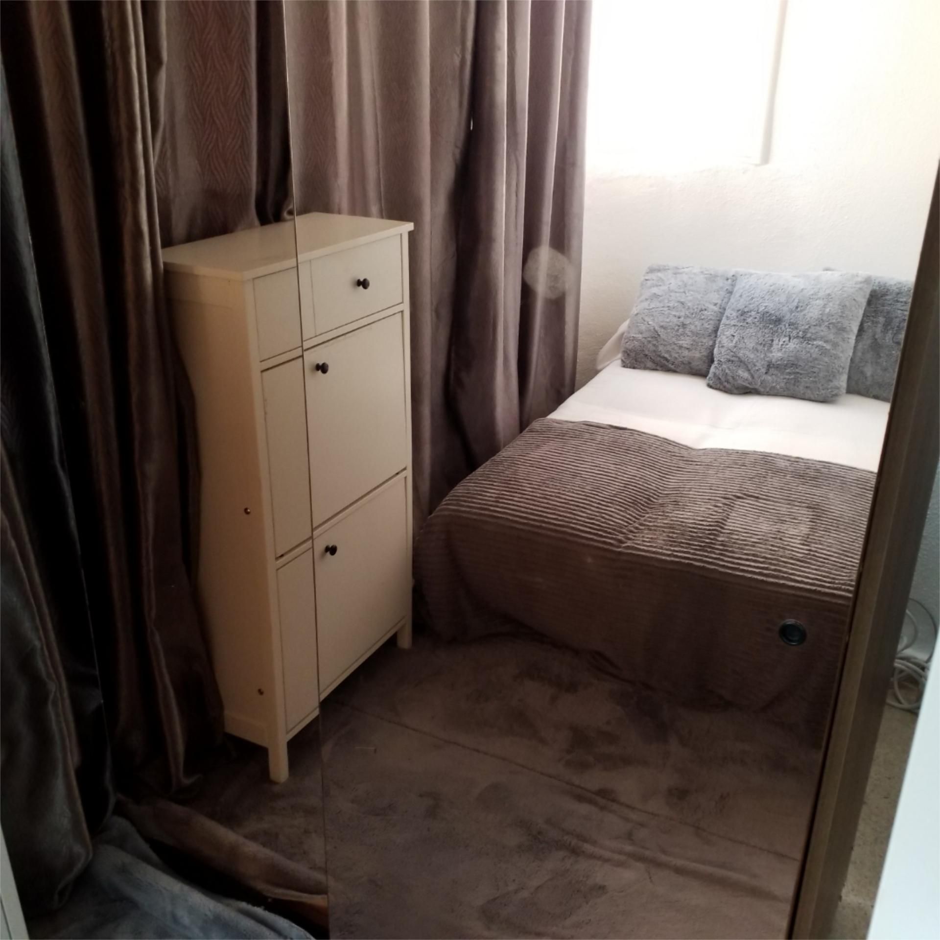 Apartament per a compartir a Carrer de Can Tàpera, 2, Sant Agustí Dormitori de Apartament per a compartir en Palma de Mallorca amb Moblat, Forn i Rentadora