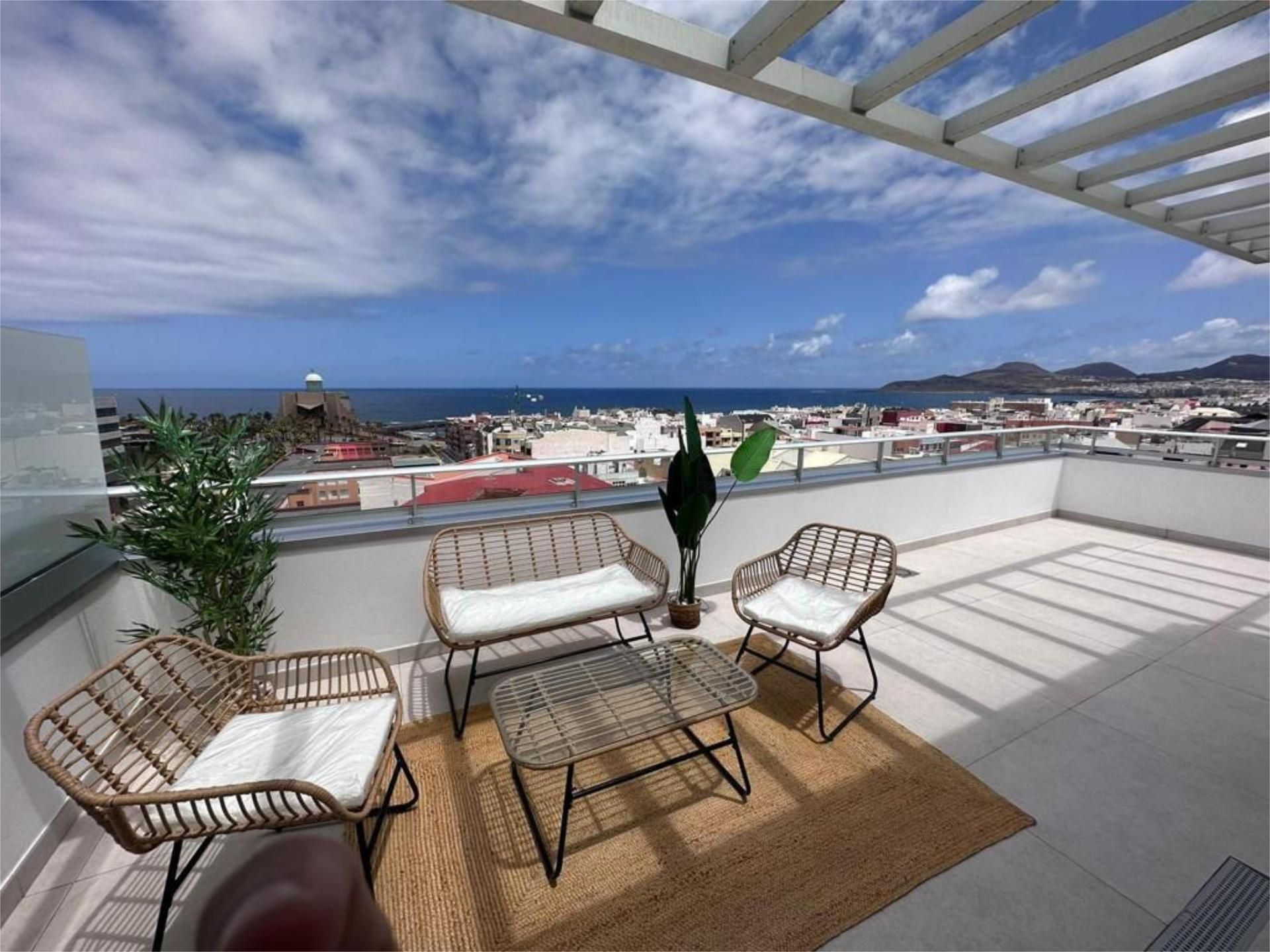 Terrace of Attic to rent in Las Palmas de Gran Canaria  with Air Conditioner, Terrace and Swimming Pool