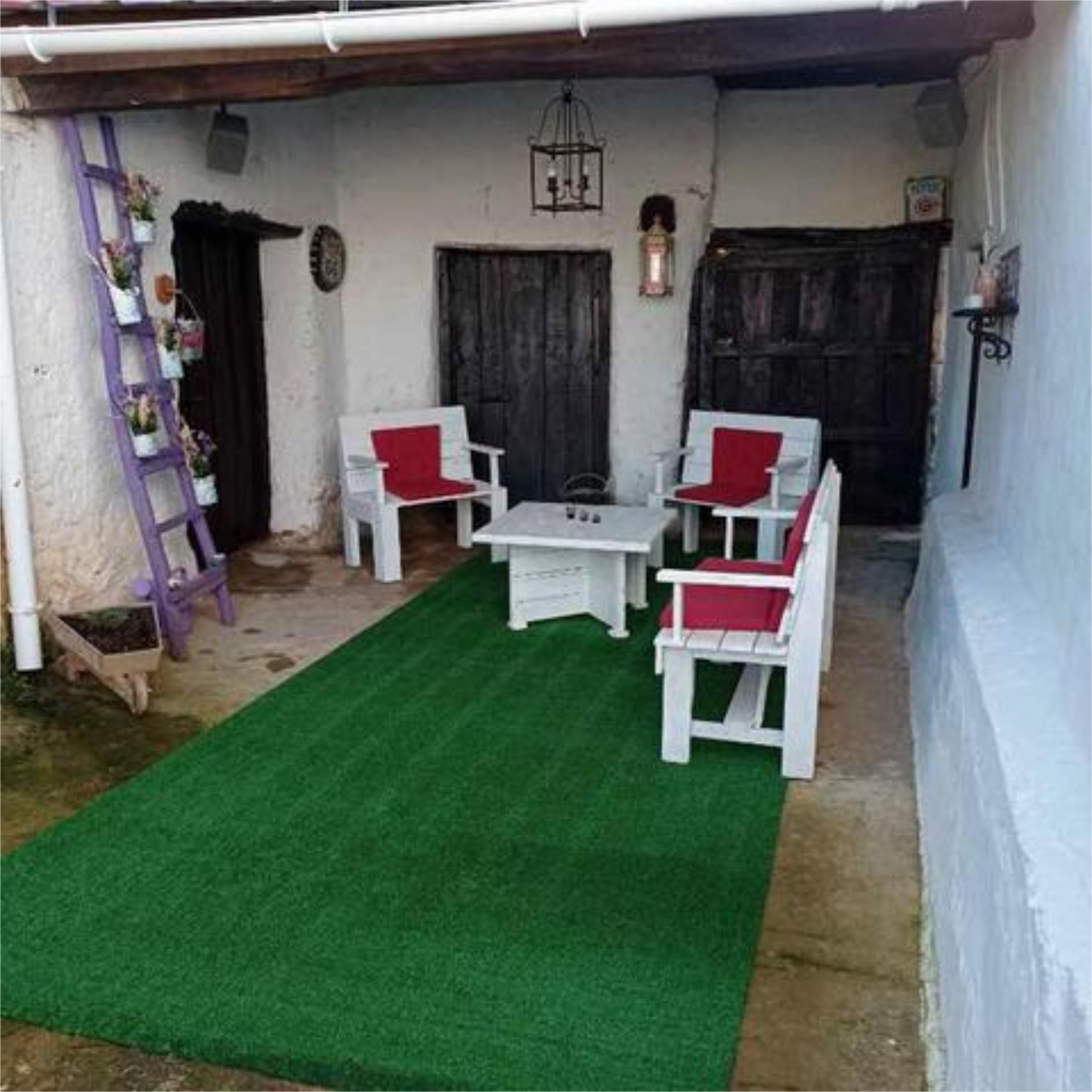 Terrassa de Casa o xalet en venda en Zarzosa de Río Pisuerga amb Jardí privat, Traster i Moblat